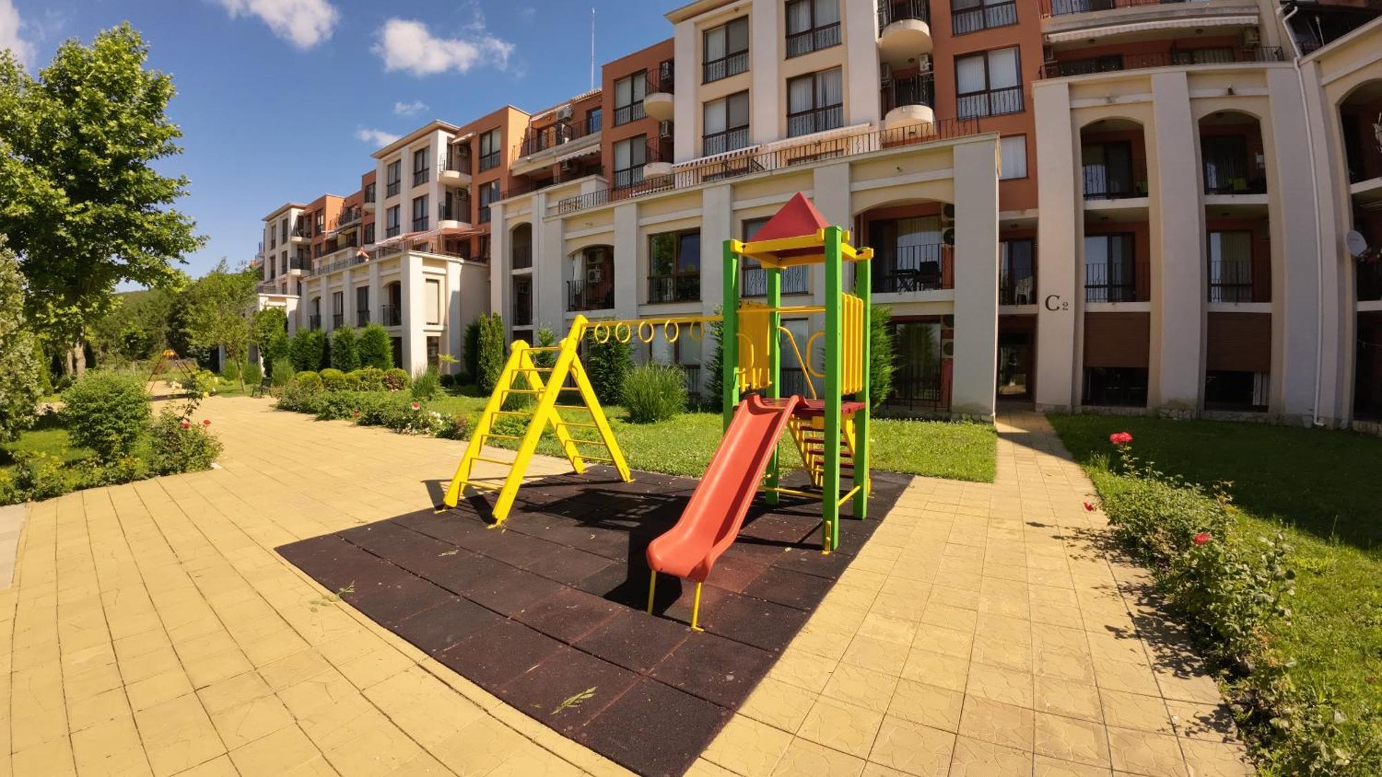 William'S Apartments - Second Cozy Studio Sveti Vlas Bagian luar foto