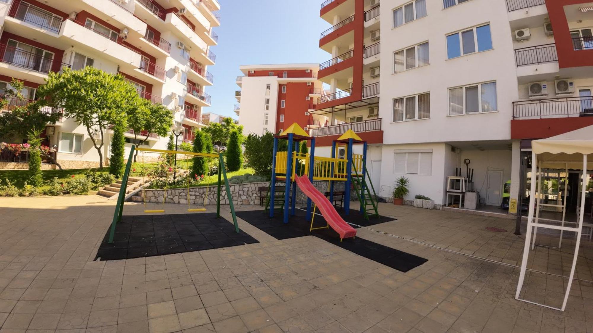 William'S Apartments - Second Cozy Studio Sveti Vlas Bagian luar foto